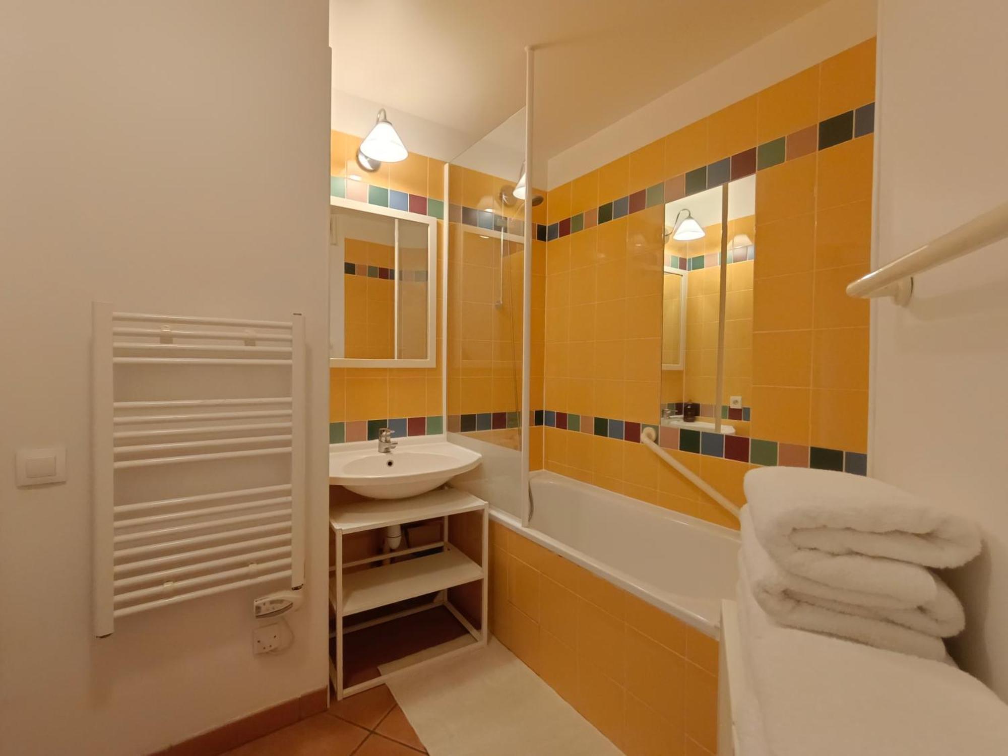 T1 Bis Avec Piscine Vue Golf Et Montagnes Apartman Arcangues Kültér fotó